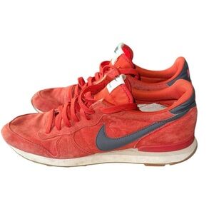 Nike Internationalist Trainers Red leather Mens 10